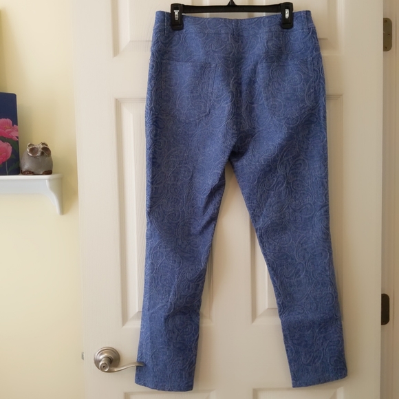 Eric Patterned Blue Jeans size 10 - Picture 8 of 8